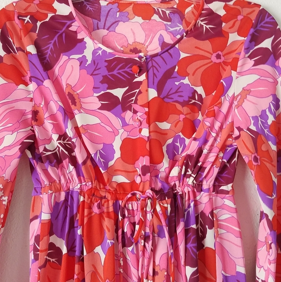 Vintage 60's Gossard Artemis Bed Jacket and Nightgown Set - Picture 6 of 16